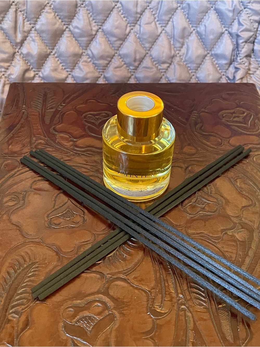 John Hardy Reed Diffuser - Picture 3 of 10